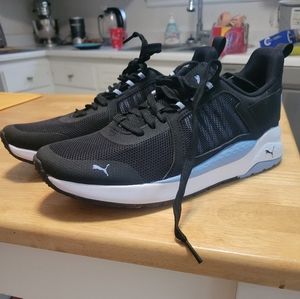 Puma sneakers size 10